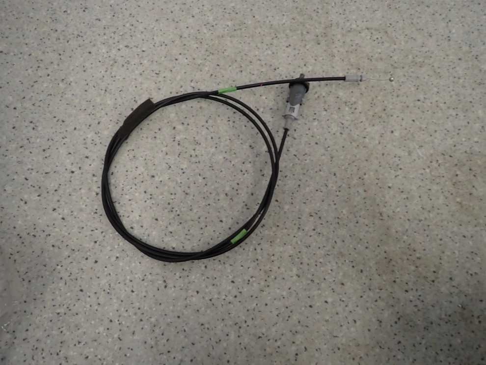 TOYOTA IQ 08- LINKA OTWIERANIA KLAPKI PALIWA 2/6