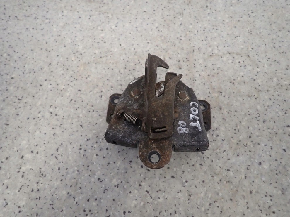 MITSUBISHI COLT 04-08 ZAMEK MASKI POKRYWY SILNIKA 1/9