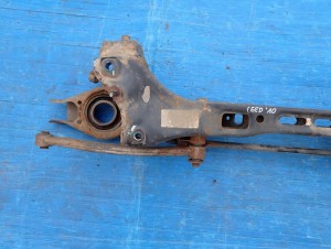 HYUNDAI I30 KIA CEED 07-12 BELKA ZAWIESZENIA TYŁ WAHACZE 2/9 MINIATURA