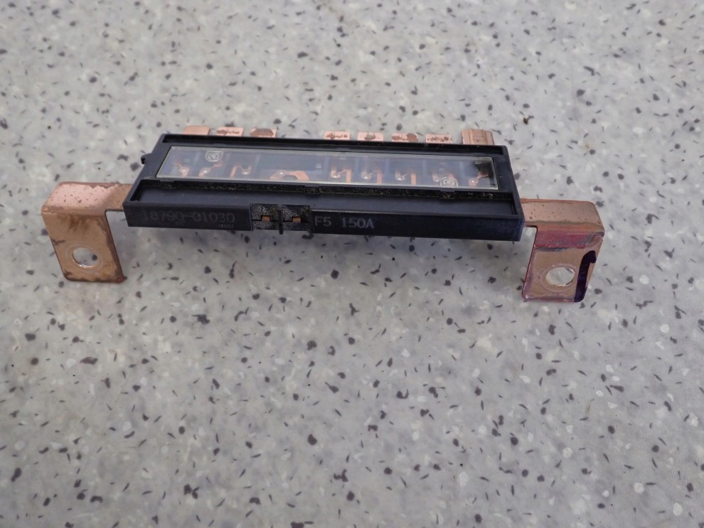 KIA CEED 07- 12 1.6 CRDI BEZPIECZNIK 18790-01030 2/6