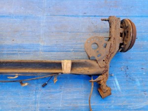 SUZUKI SWIFT MK7 10- BELKA ZAWIESZENIE TYŁ BĘBNY 10/10 MINIATURA