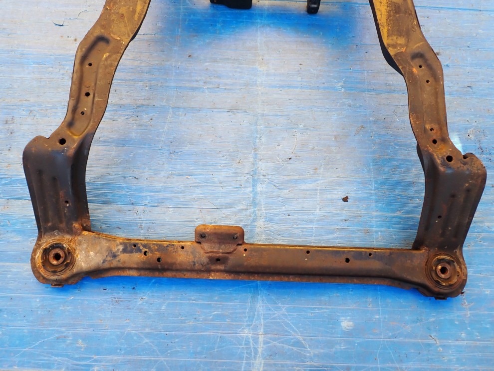 HYUNDAI SANTA FE 01- SANKI SILNIKA BELKA SILNIKA 9/12