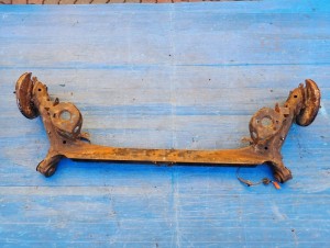 HONDA JAZZ II 02-07 BELKA ZAWIESZENIA TYLNEGO 2/16 MINIATURA