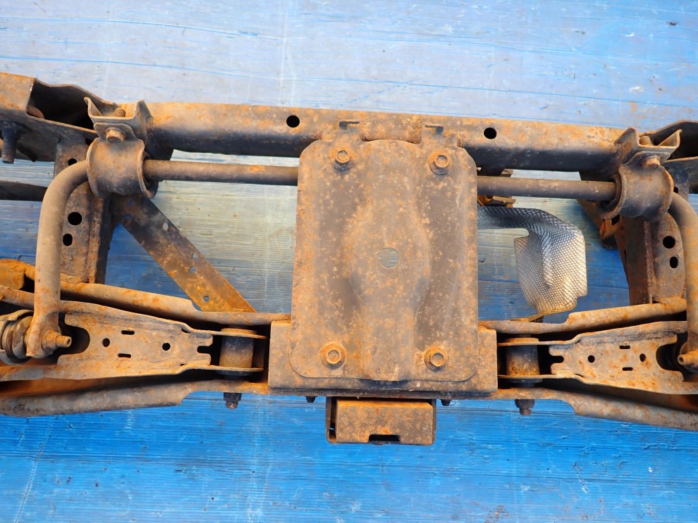 MAZDA 5 CR 05-10 BELKA ZAWIESZENIA TYLNEGO 8/11