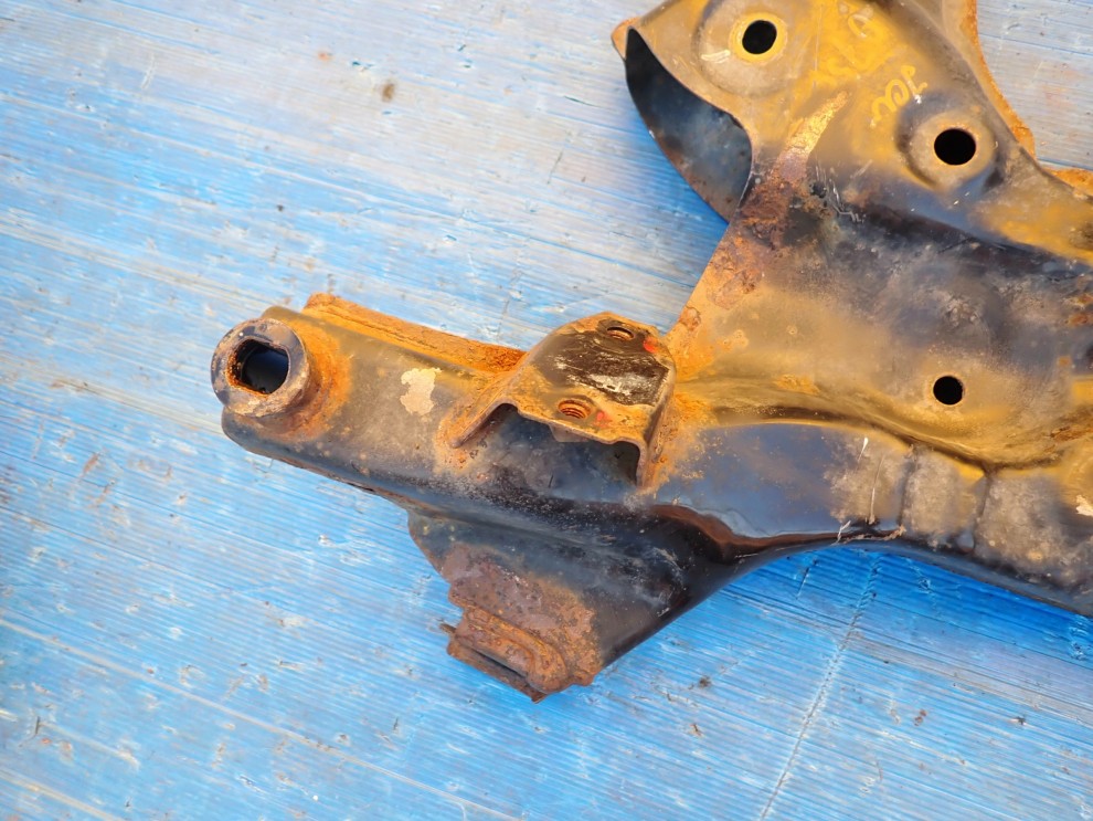 KIA VENGA HYUNDAI IX20 09- SANKI SILNIKA BELKA ZAWIESZENIA 4/12