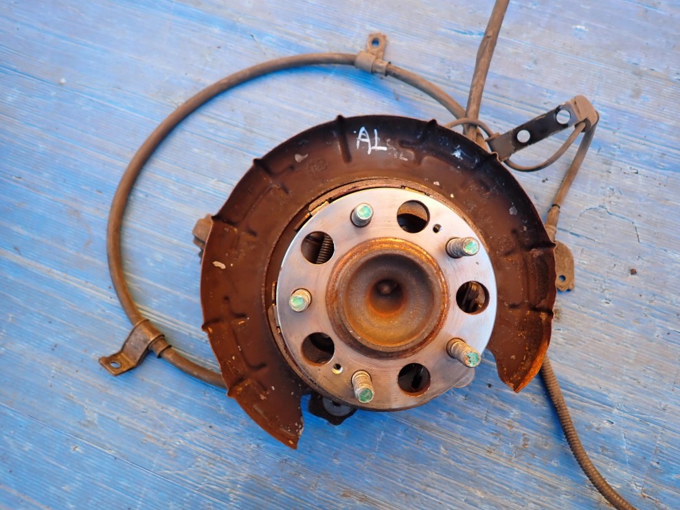 KIA CEED 06-11 ZWROTNICA TYLNA LEWA TARCZA KOTWICZNA 2/5