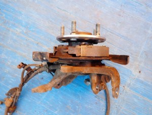 KIA CEED 06-11 ZWROTNICA TYLNA PRAWA TARCZA KOTWICZNA 4/5 MINIATURA