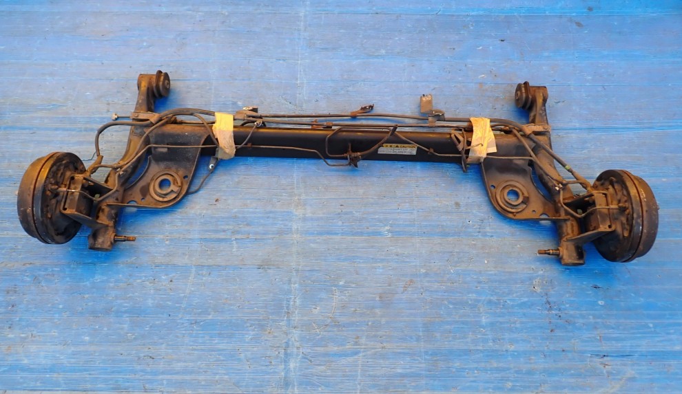 SUZUKI SWIFT JP 05-09 BELKA ZAWIESZENIA TYLNEGO 1/8