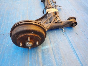 SUZUKI SWIFT JP 05-09 BELKA ZAWIESZENIA TYLNEGO 5/8 MINIATURA