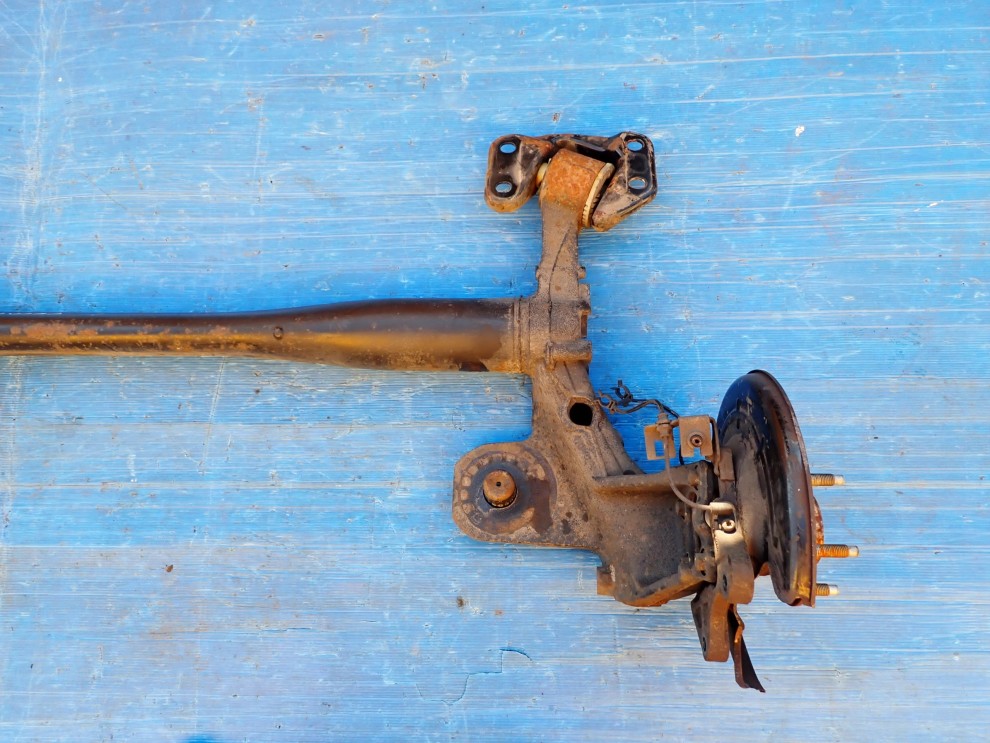 CHEVROLET ORLANDO 1.4i 10- BELKA ZAWIESZENIA TYLNEGO 4/10