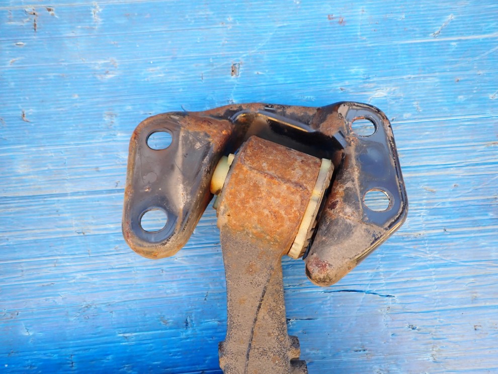 CHEVROLET ORLANDO 1.4i 10- BELKA ZAWIESZENIA TYLNEGO 5/10