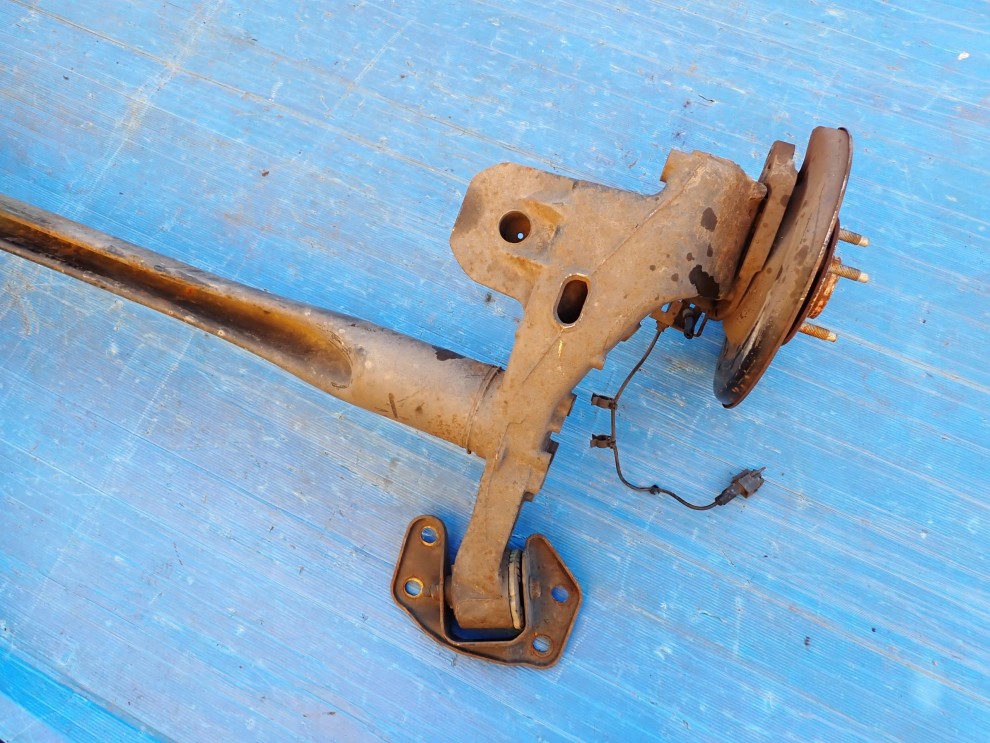 CHEVROLET ORLANDO 1.4i 10- BELKA ZAWIESZENIA TYLNEGO 10/10