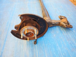 CHEVROLET ORLANDO 1.4i 10- BELKA ZAWIESZENIA TYLNEGO 6/10 MINIATURA