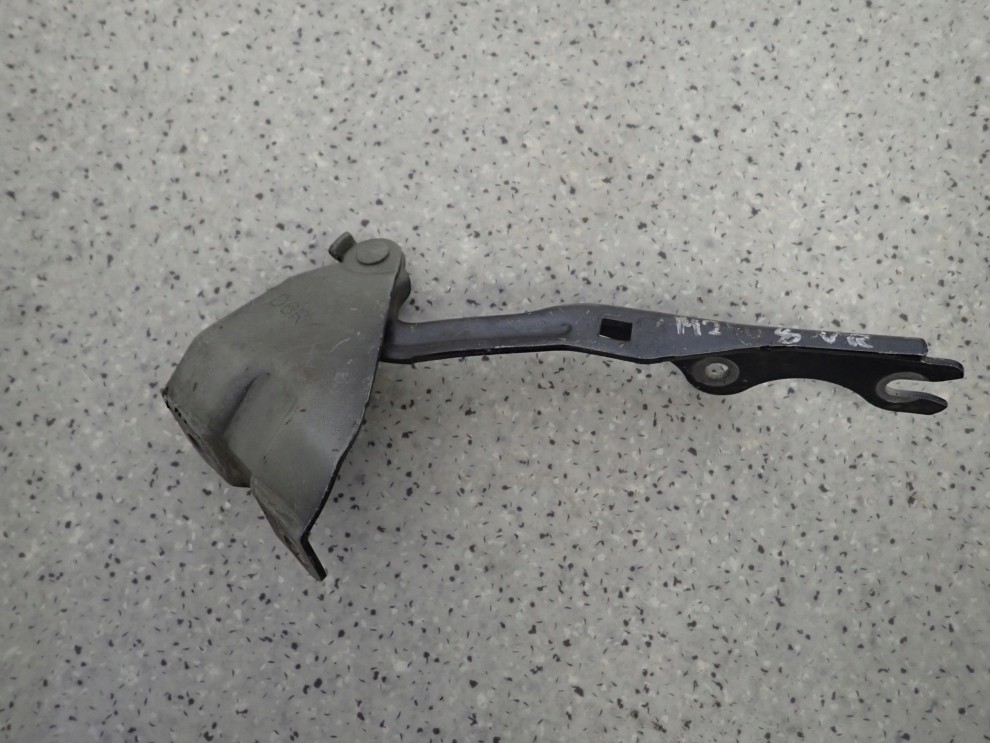 MAZDA 2 II DE 07- ZAWIAS MASKI PRAWY 1/3