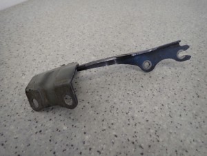 MAZDA 2 II DE 07- ZAWIAS MASKI PRAWY 2/3 MINIATURA