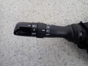 TOYOTA YARIS II 06-11 PRZEŁĄCZNIK ZESPOLONY ŚWIATEŁ WYCIERACZEK 2/6 MINIATURA