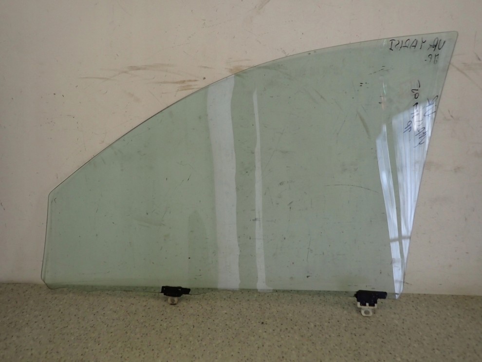 TOYOTA YARIS I 99-05 SZYBA DRZWI PRZEDNIA PRAWA 3/3