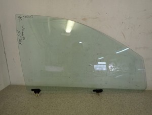 TOYOTA YARIS I 99-05 SZYBA DRZWI PRZEDNIA PRAWA 1/3 MINIATURA