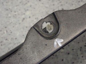 HYUNDAI TUCSON 04- LISTWA BŁOTNIKA PRZEDNIA PRAWA 9/9 MINIATURA