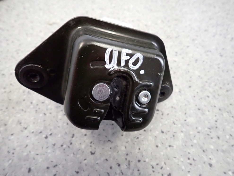 HONDA CIVIC VIII 06- UFO ZAMEK KLAPY BAGAŻNIKA 3/5