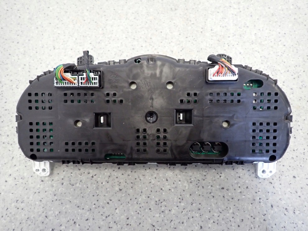 HYUNDAI i30 1.4i 06-11 LICZNIK ZEGARY EUROPA 3/4