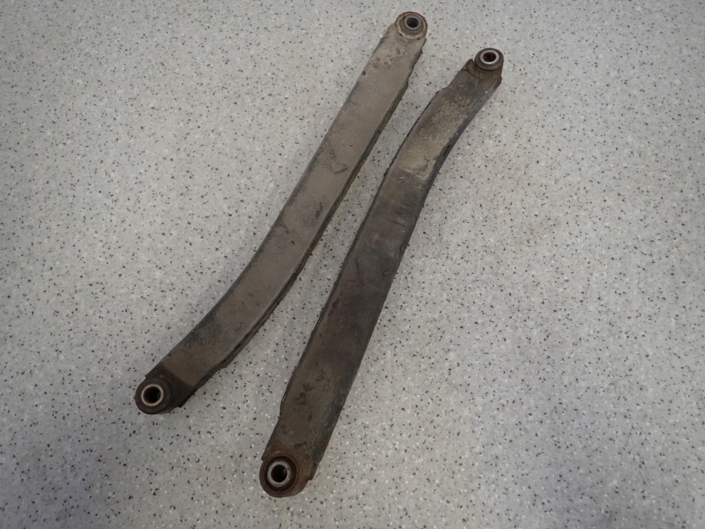 HYUNDAI TUCSON 04- WAHACZ TYŁ LEWY LUB PRAWY 4/4