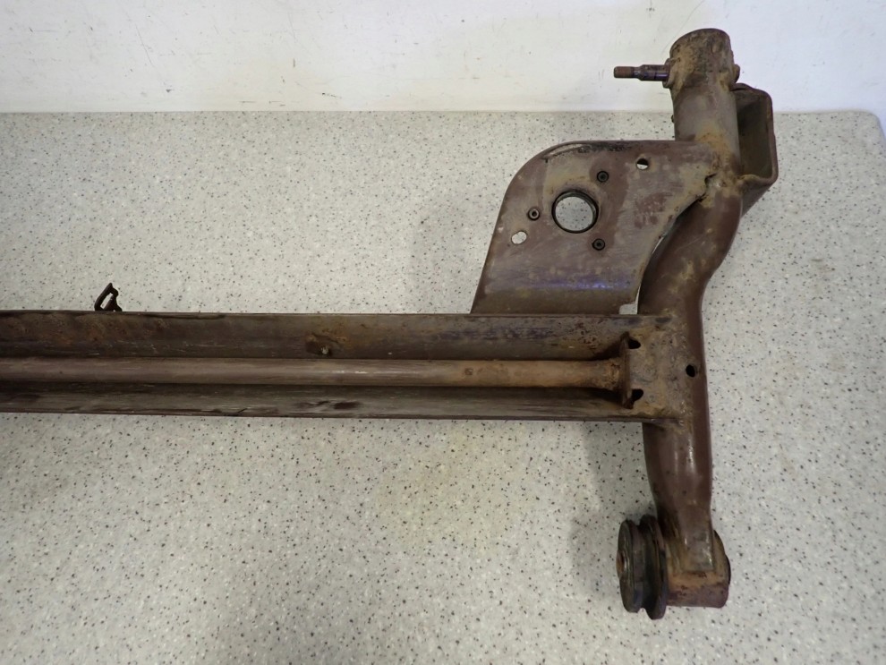 SUZUKI SWIFT 05- SPLASH 08- BELKA TYLNA ZAWIESZENIA GOŁA 9/9