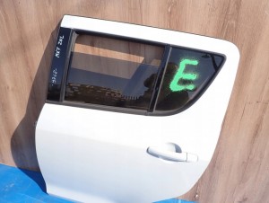 SUZUKI SWIFT MK7 5D 10-16 DRZWI TYLNE LEWE ZNL KOMPLETNE 3/13 MINIATURA