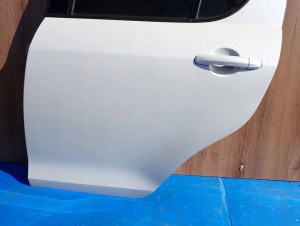 SUZUKI SWIFT MK7 5D 10-16 DRZWI TYLNE LEWE ZNL KOMPLETNE 8/13 MINIATURA