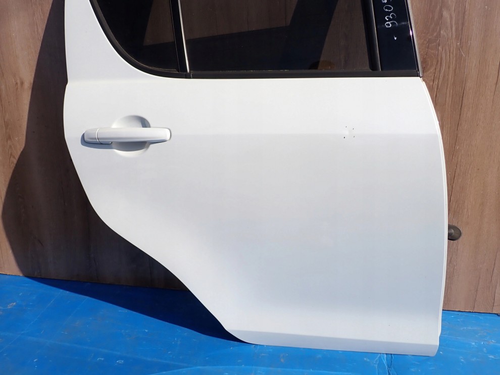 SUZUKI SWIFT MK7 5d 10-16 DRZWI TYLNE PRAWE ZNL KOMPLETNE 7/12