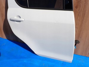 SUZUKI SWIFT MK7 5d 10-16 DRZWI TYLNE PRAWE ZNL KOMPLETNE 10/12 MINIATURA