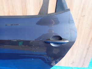 KIA VENGA 09- DRZWI TYLNE LEWE BE 4/12 MINIATURA