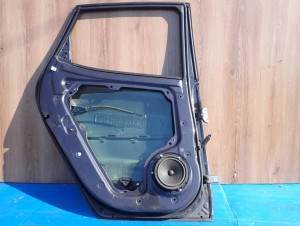 KIA VENGA 09- DRZWI TYLNE LEWE BE 11/12 MINIATURA