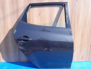 KIA VENGA 09- DRZWI TYLNE PRAWE BE