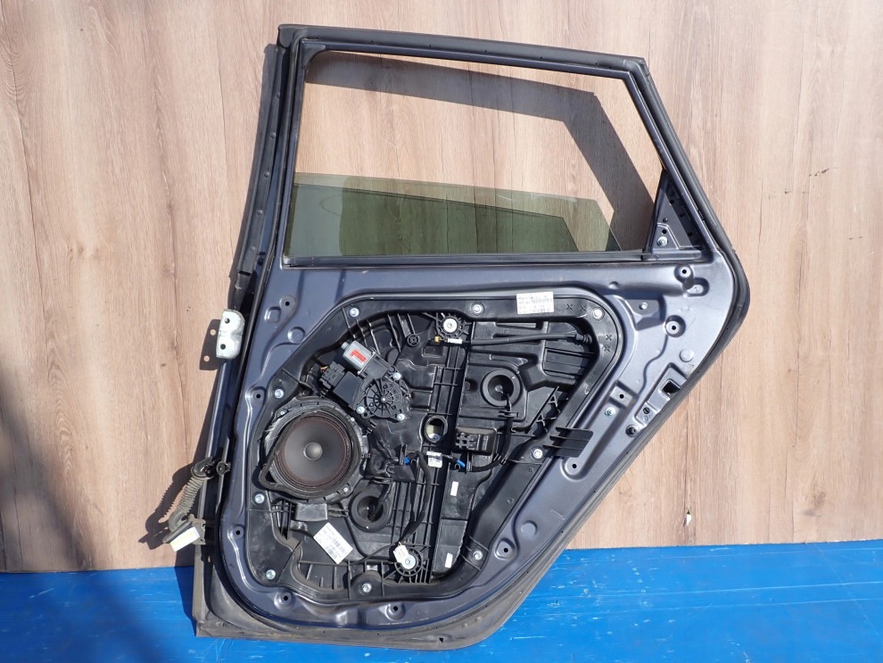 KIA CEED II KOMBI CW 12-17 DRZWI TYLNE PRAWE BE 12/13