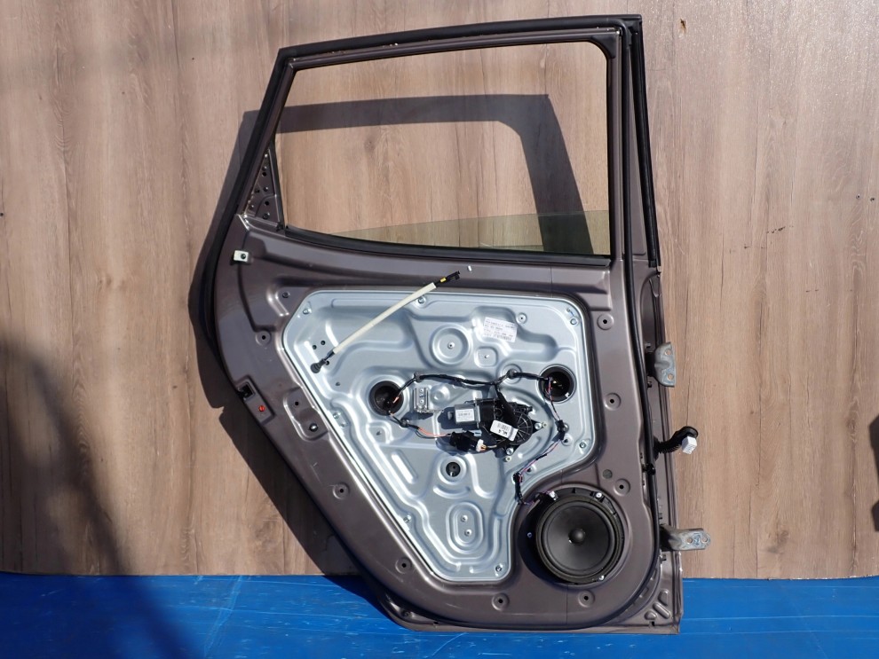 HYUNDAI IX20 HB 09- DRZWI TYLNE LEWE NSW 10/13