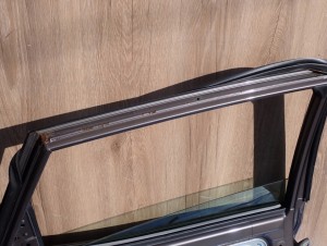 HYUNDAI IX20 HB 09- DRZWI TYLNE LEWE NSW 12/13 MINIATURA