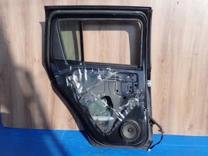 SUZUKI SWIFT 5d MK6 04-09 DRZWI TYLNE LEWE ZCE KOMPLETNE 10/11 MINIATURA