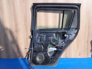 SUZUKI SWIFT 5d MK6 04-09 DRZWI TYLNE PRAWE ZCE KOMPLETNE 12/13 MINIATURA