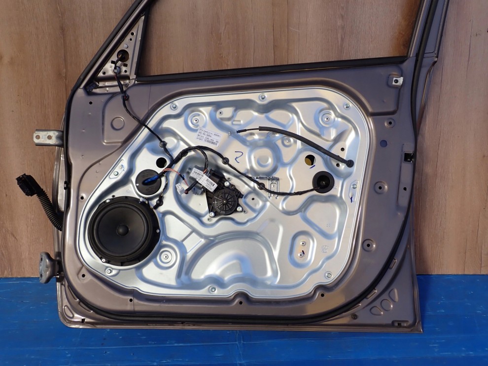 HYUNDAI IX20 HB 09- DRZWI PRZEDNIE PRAWE NSW 13/13