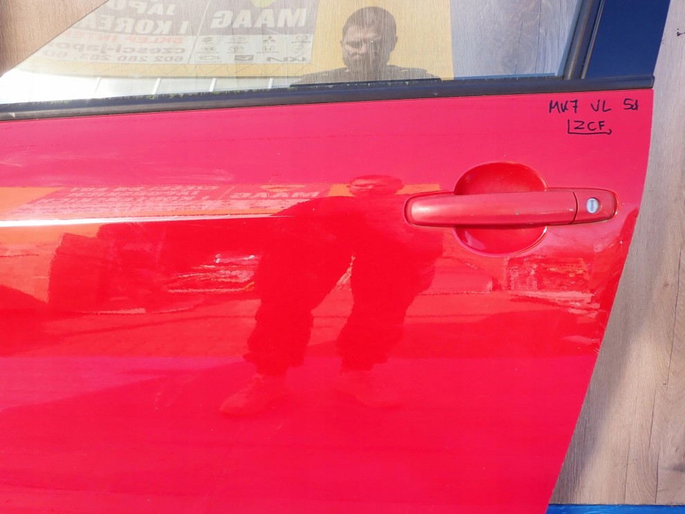 SUZUKI SWIFT MK7 5d 10-16 DRZWI PRZEDNIE LEWE ZCF 6/15