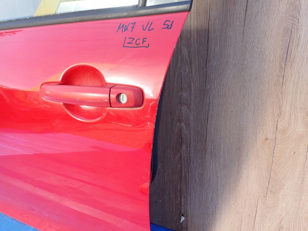 SUZUKI SWIFT MK7 5d 10-16 DRZWI PRZEDNIE LEWE ZCF 13/15