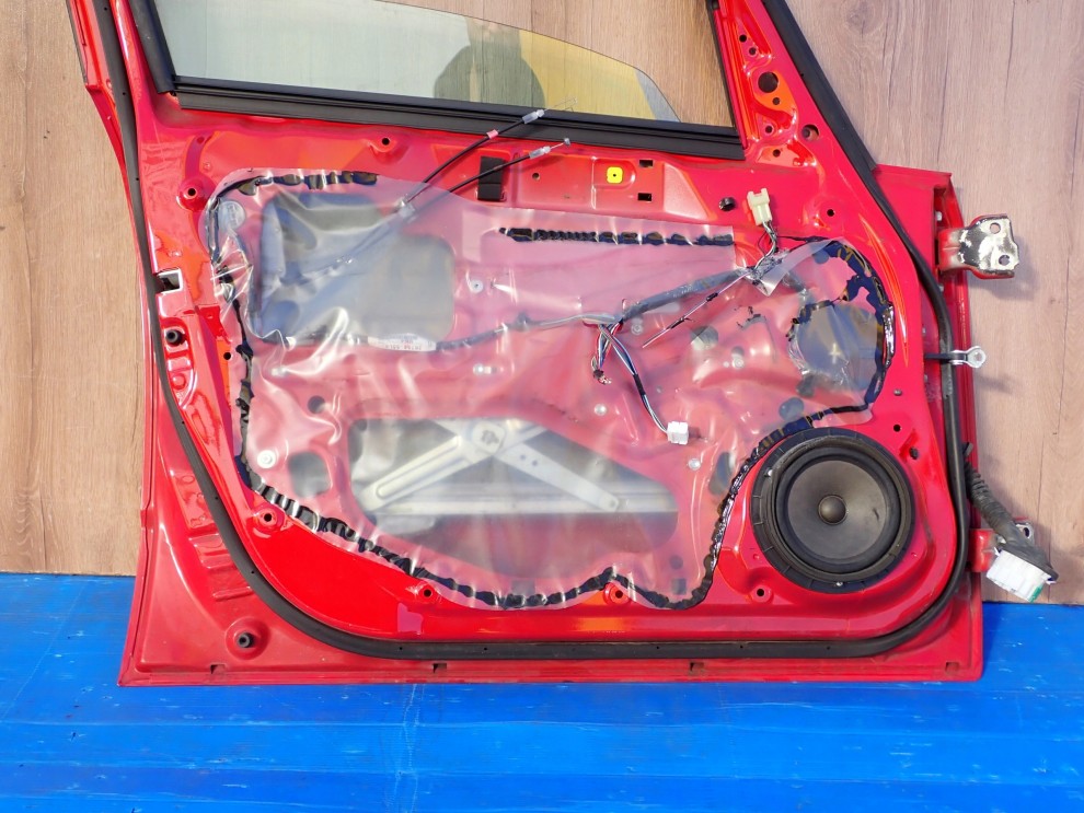 SUZUKI SX4 06-12 DRZWI PRZEDNIE LEWE ZCF 13/13