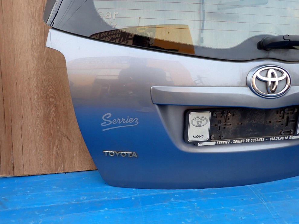 TOYOTA VERSO 09-13 KLAPA BAGAŻNIKA SZYBA TYLNA 8T4 6/15