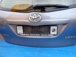 TOYOTA VERSO 09-13 KLAPA BAGAŻNIKA SZYBA TYLNA 8T4 8/15 MINIATURA