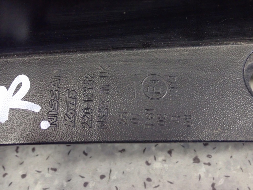 NISSAN NOTE E11 06-09 LAMPA TYLNA PRAWA 5/5