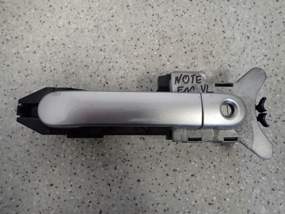 NISSAN NOTE E11 06-12 KLAMKA DRZWI PRZEDNIA LEWA 1/5