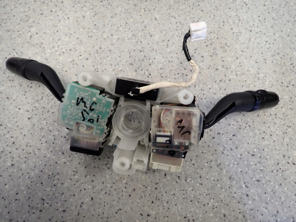 MAZDA 6 MAZDA6 GG 02-07 PRZEŁĄCZNIK ŚWIATEŁ WYCIERACZEK ZESPOLONY 4/4