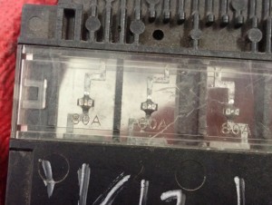 NISSAN MICRA K12 1.2 1.4 BENZYNA 03-10 KLEMA PLUSOWA 4/6 MINIATURA