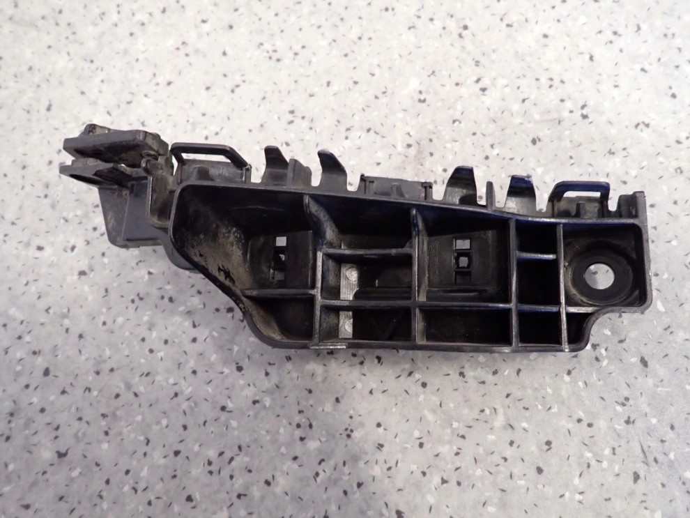 SUZUKI SPLASH 09-14 ŚLIZG ZDERZAKA PRZEDNI PRAWY 5/6